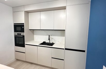 Herverkoop - Apartments - Flats - Torrevieia - Playa Los Naufragos