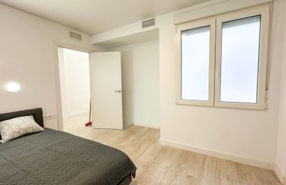 Herverkoop - Apartments - Flats - Torrevieia - Playa Los Naufragos