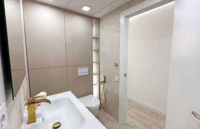 Herverkoop - Apartments - Flats - Torrevieia - Playa Los Naufragos