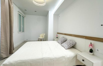 Herverkoop - Apartments - Flats - Torrevieia - Playa Los Naufragos