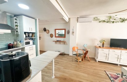 Herverkoop - Apartments - Flats - Torrevieia - Center