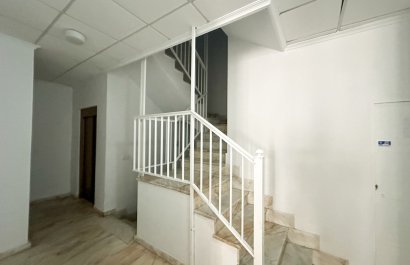 Herverkoop - Apartments - Flats - Torrevieia - Center