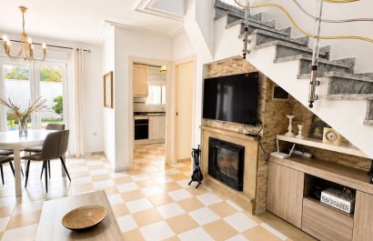 Resale - Villa - Torrevieia - Nueva Torrevieja