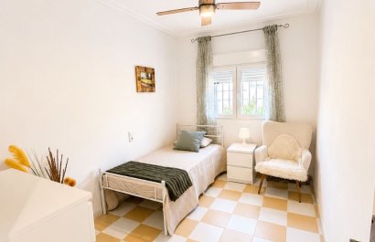 Resale - Villa - Torrevieia - Nueva Torrevieja