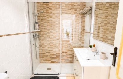 Resale - Villa - Torrevieia - Nueva Torrevieja