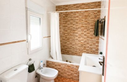 Resale - Villa - Torrevieia - Nueva Torrevieja