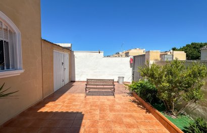 Resale - Villa - Torrevieia - Nueva Torrevieja