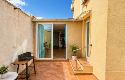 Resale - Villa - Torrevieia - Nueva Torrevieja
