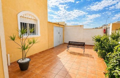 Resale - Villa - Torrevieia - Nueva Torrevieja