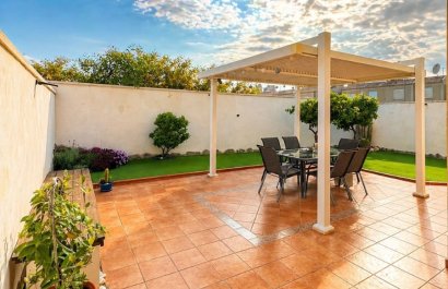 Resale - Villa - Torrevieia - Nueva Torrevieja