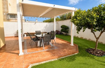 Resale - Villa - Torrevieia - Nueva Torrevieja