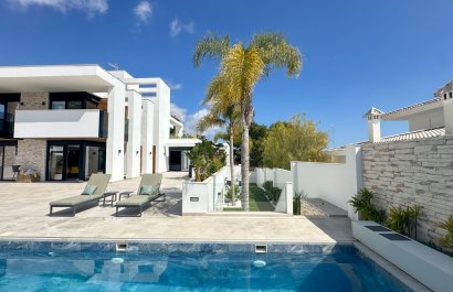 Resale - Villa - Orihuela Costa - Villamartín