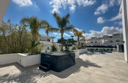 Resale - Villa - Orihuela Costa - Villamartín