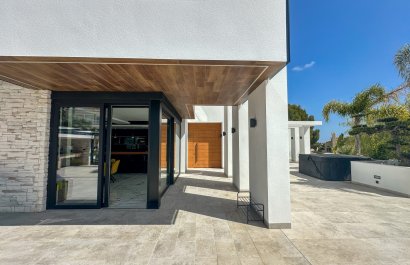 Resale - Villa - Orihuela Costa - Villamartín