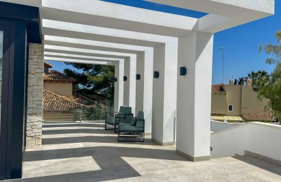 Resale - Villa - Orihuela Costa - Villamartín
