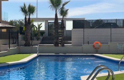 Resale - Townhouse / Duplex / Corner - Orihuela Costa - Villamartín