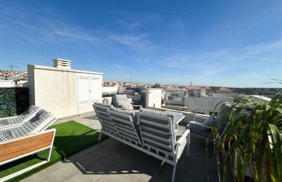 Resale - Townhouse / Duplex / Corner - Orihuela Costa - Villamartín