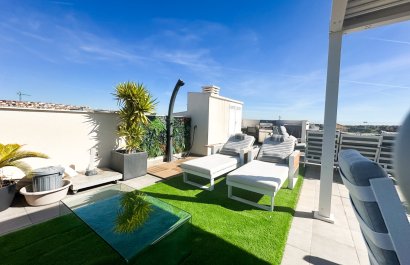 Resale - Townhouse / Duplex / Corner - Orihuela Costa - Villamartín