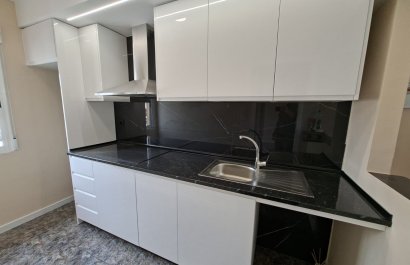 Resale - Townhouse / Duplex / Corner - Orihuela Costa - Playa Flamenca