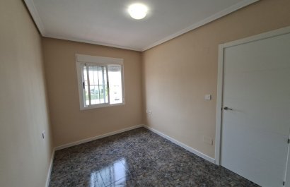 Resale - Townhouse / Duplex / Corner - Orihuela Costa - Playa Flamenca