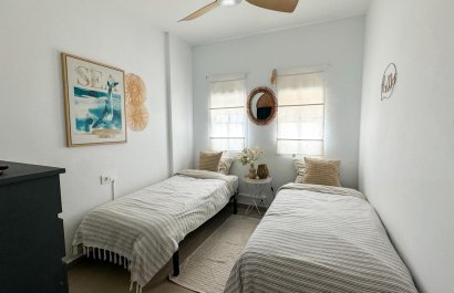 Resale - Townhouse / Duplex / Corner - Orihuela Costa - Playa Flamenca