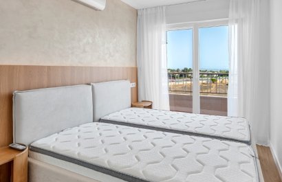 Resale - Apartments - Flats - Orihuela Costa - Punta Prima
