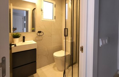 Resale - Townhouse / Duplex / Corner - Orihuela Costa - Punta Prima