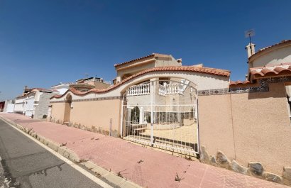 Reventa - Villa - Ciudad Quesada - Airstrip