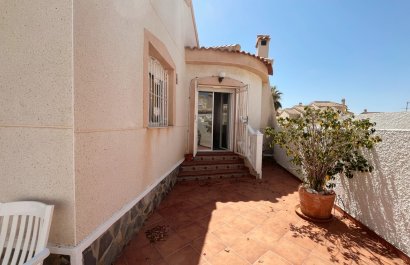 Reventa - Villa - Ciudad Quesada - Airstrip