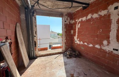 Resale - Villa - Orihuela Costa - La Zenia
