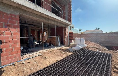 Resale - Villa - Orihuela Costa - La Zenia