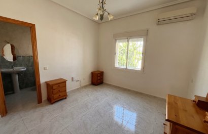 Reventa - Villa - Ciudad Quesada - Airstrip