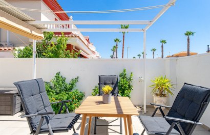 Resale - Townhouse / Duplex / Corner - Ciudad Quesada - Doña Pepa