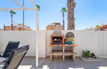 Resale - Townhouse / Duplex / Corner - Ciudad Quesada - Doña Pepa