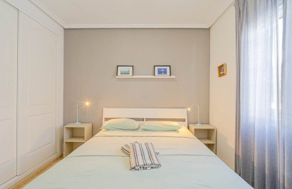 Resale - Townhouse / Duplex / Corner - Ciudad Quesada - Doña Pepa