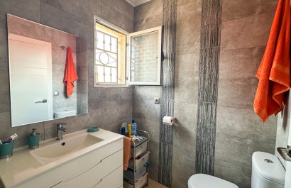 Resale - Townhouse / Duplex / Corner - Orihuela Costa - Punta Prima