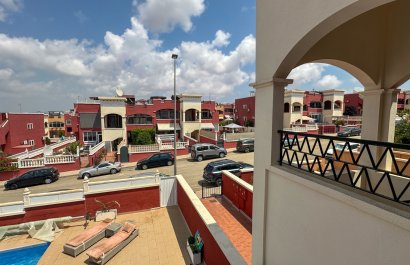 Resale - Townhouse / Duplex / Corner - Orihuela Costa - Punta Prima
