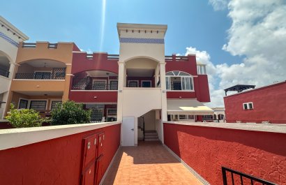 Resale - Townhouse / Duplex / Corner - Orihuela Costa - Punta Prima