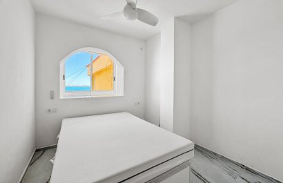 Resale - Apartments - Flats - Orihuela Costa - Punta Prima
