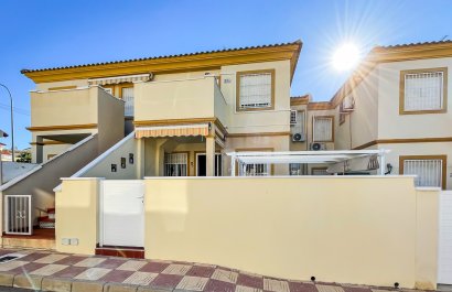 Resale - Townhouse / Duplex / Corner - Orihuela Costa - Playa Flamenca