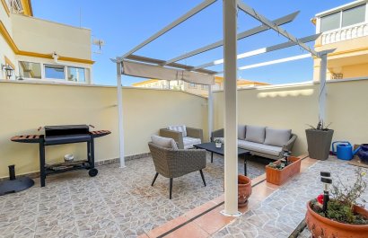 Resale - Townhouse / Duplex / Corner - Orihuela Costa - Playa Flamenca
