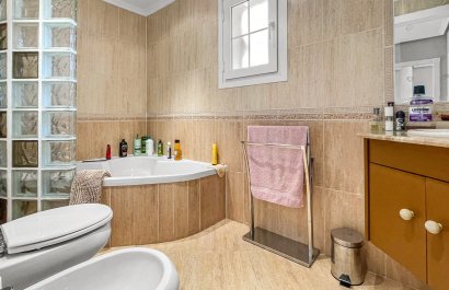 Resale - Villa - Orihuela Costa - Los Dolses