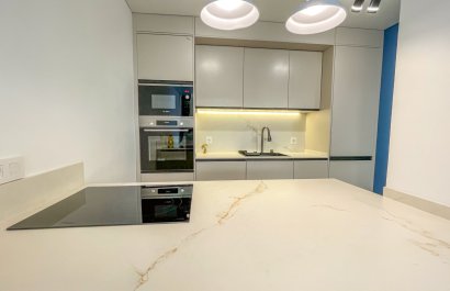 Herverkoop - Apartments - Flats - Torrevieia - Playa Los Naufragos