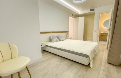 Herverkoop - Apartments - Flats - Torrevieia - Playa Los Naufragos