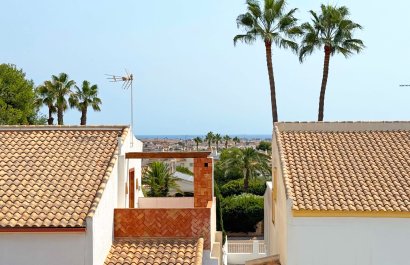 Resale - Villa - Orihuela Costa - Villamartín