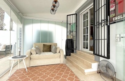 Resale - Villa - Orihuela Costa - Villamartín