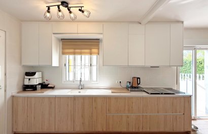Resale - Villa - Orihuela Costa - Villamartín