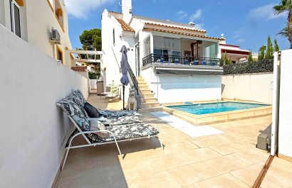Resale - Villa - Orihuela Costa - Villamartín