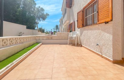 Resale - Townhouse / Duplex / Corner - Orihuela Costa - Playa Flamenca