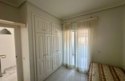 Resale - Townhouse / Duplex / Corner - Ciudad Quesada - Doña Pepa